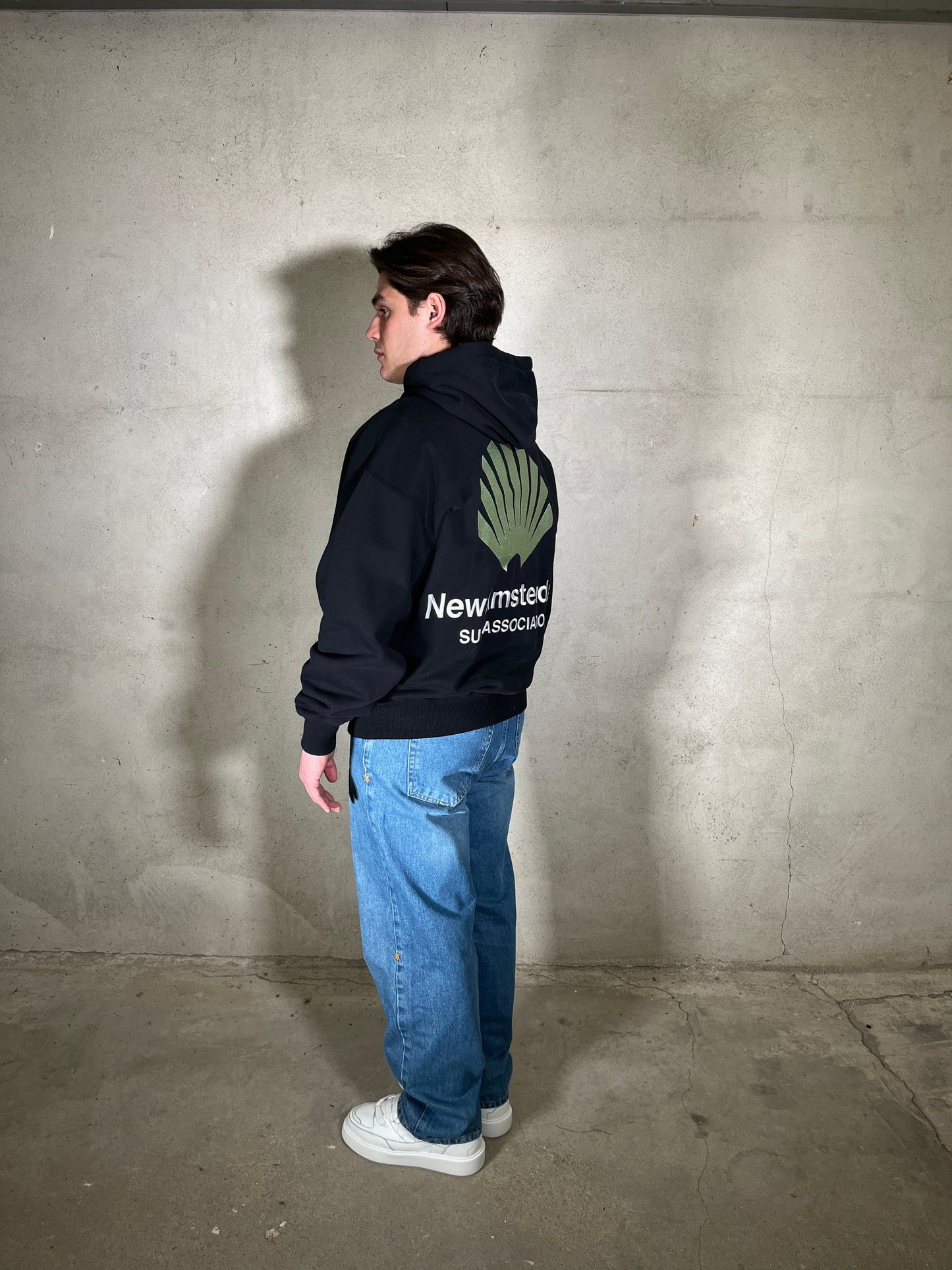 LOGO HOODIE