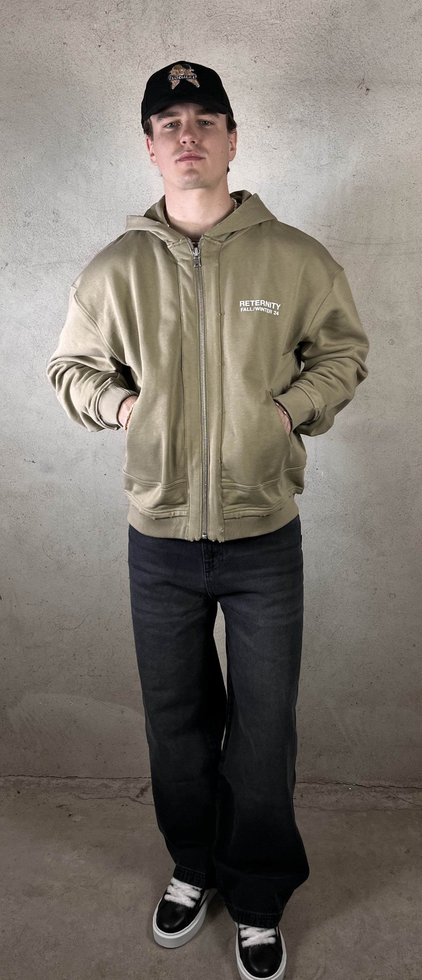 RIBBED ZIP-HOODIE