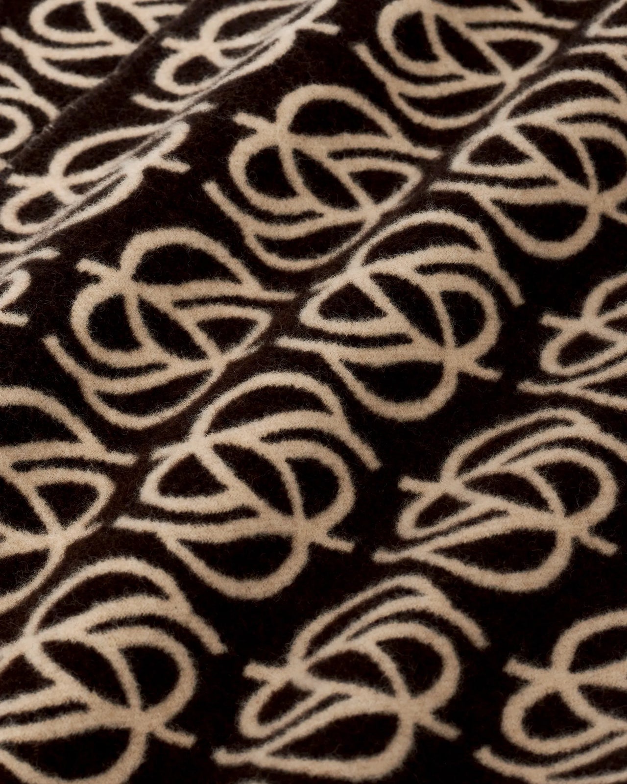 L'Echarpe Monogramme