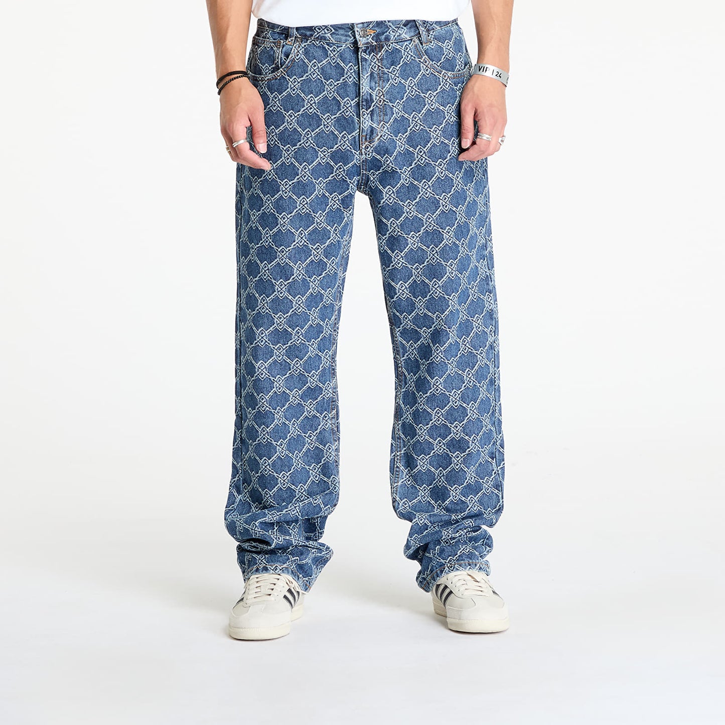 Rahul Straight Shield Jens