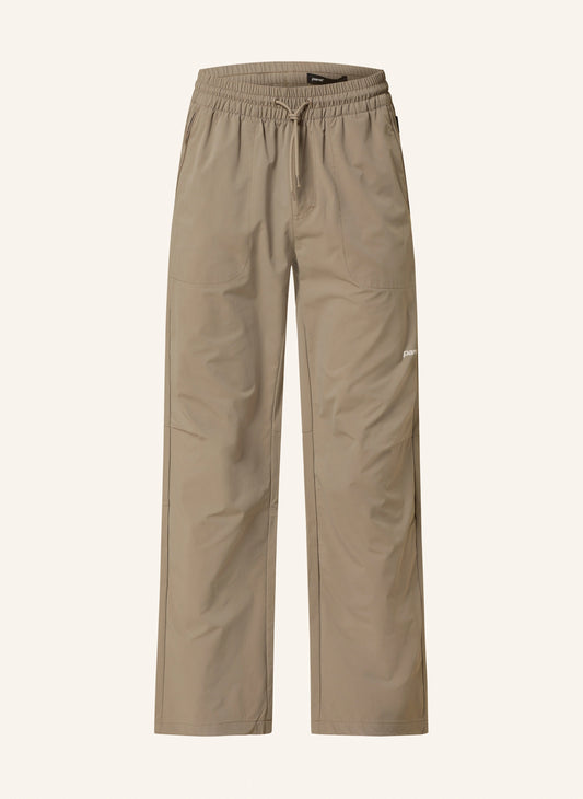 Legan Pants