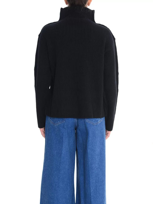 Turtleneack Sweater
