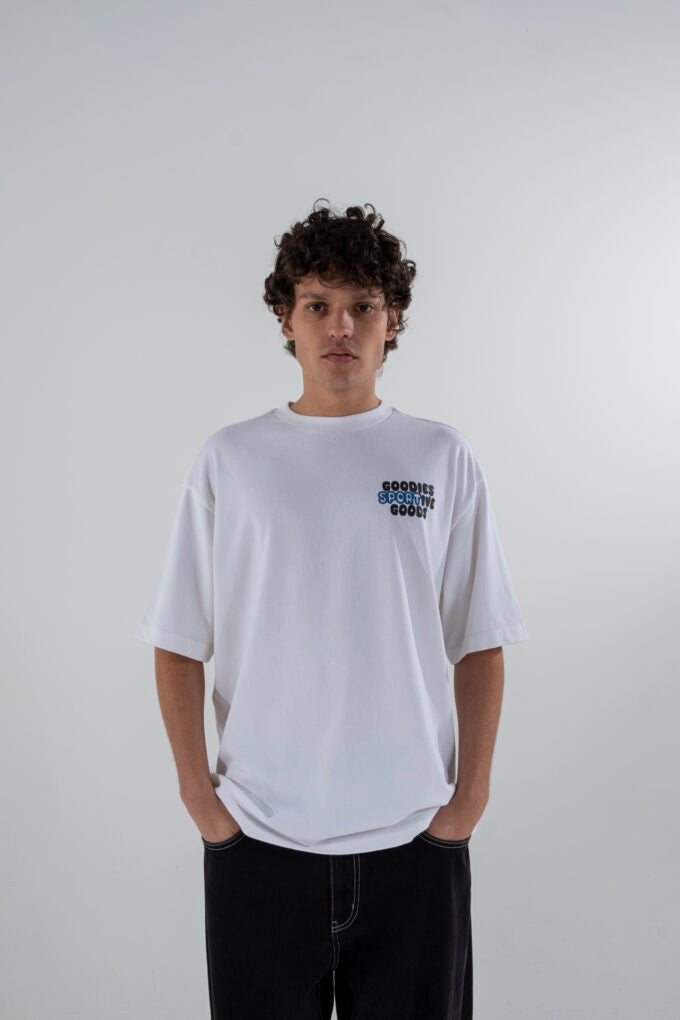 Goodies Sportive Goods white Tee – Frontansicht