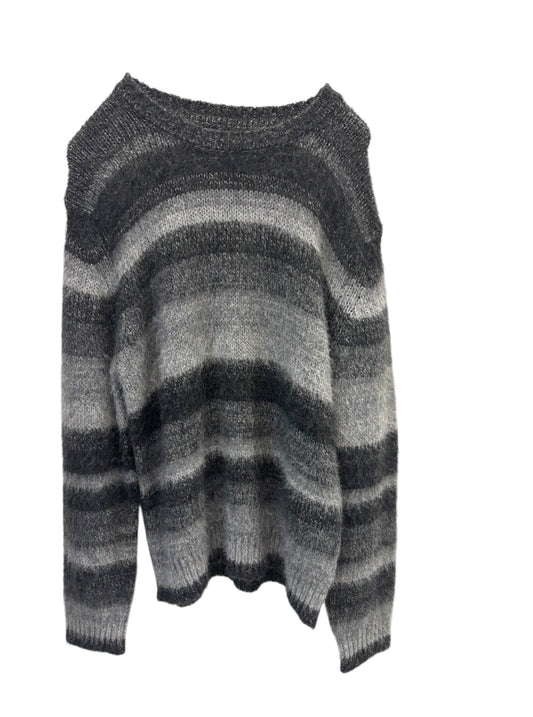 Saari Sweater