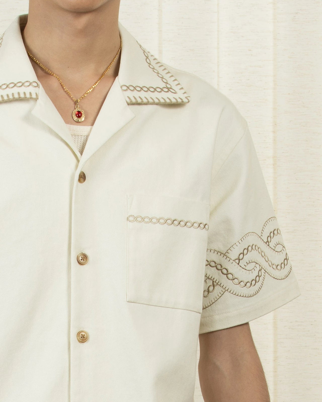 La Chemise Brodée Tresses