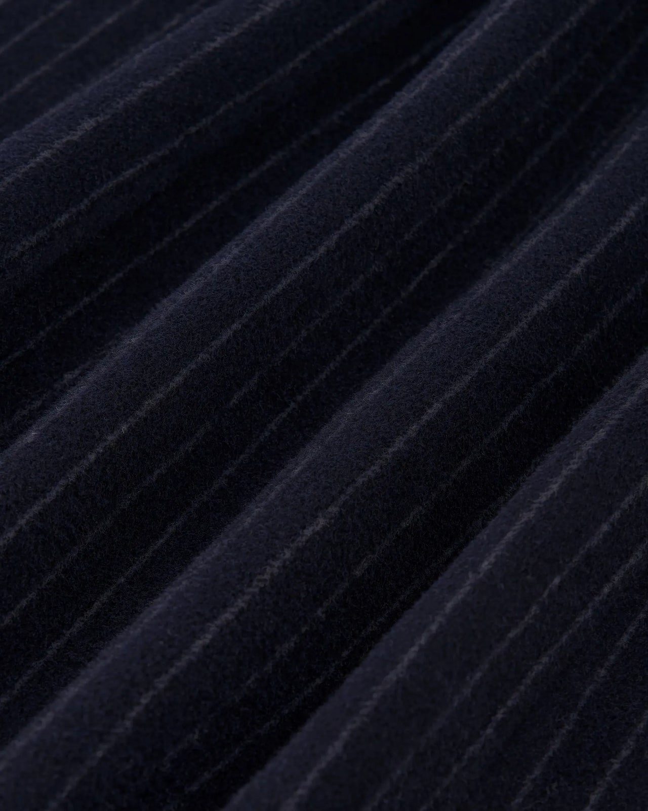 Le Manteau Pinstripes