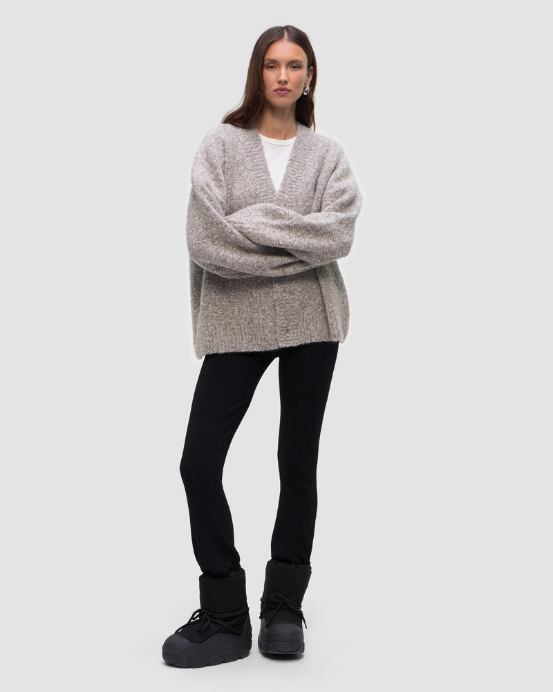 WRSTBHVR NAIM CARDIGAN – Frontansicht