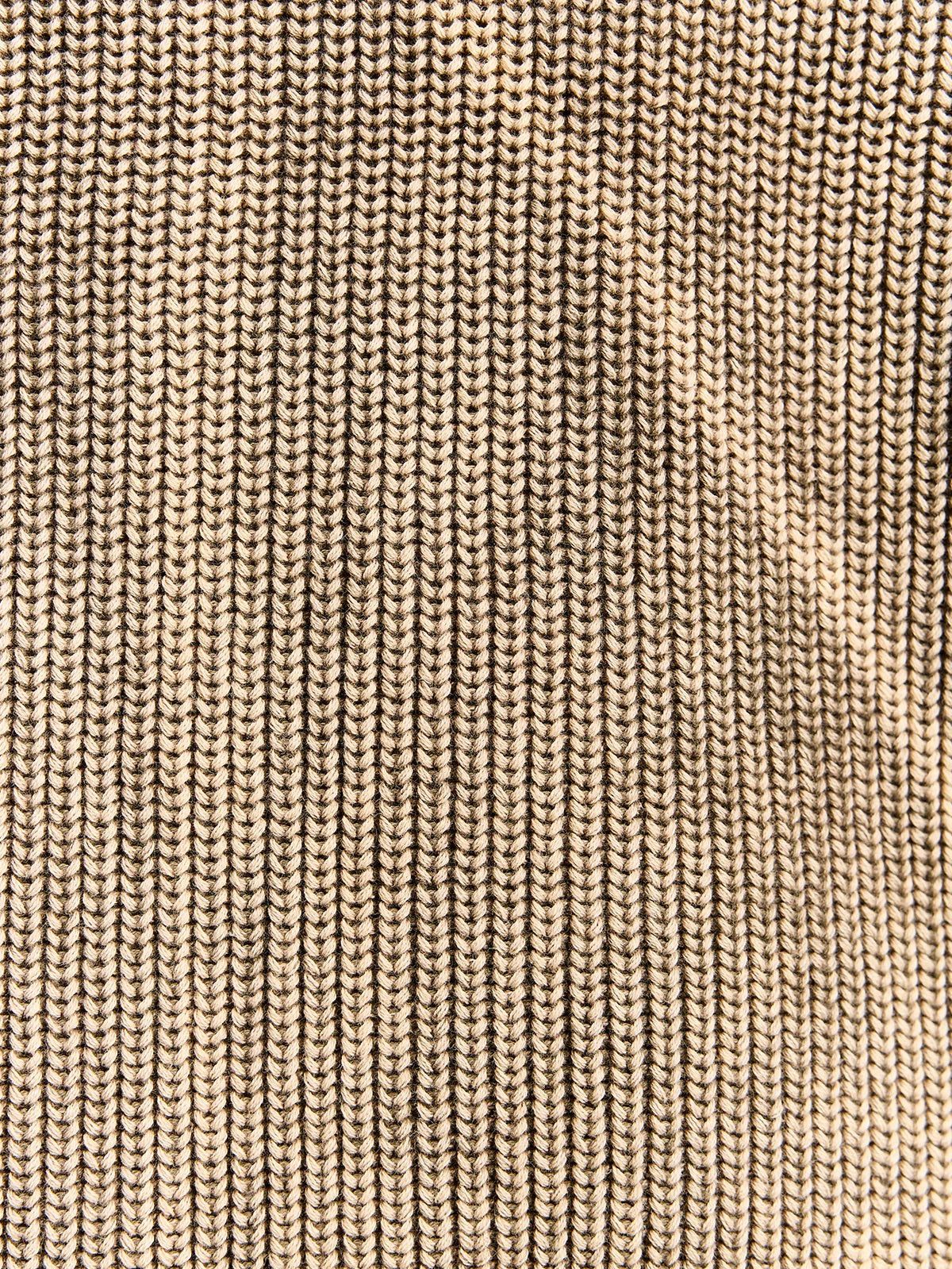 ESSENTIAL KNIT SWEATER