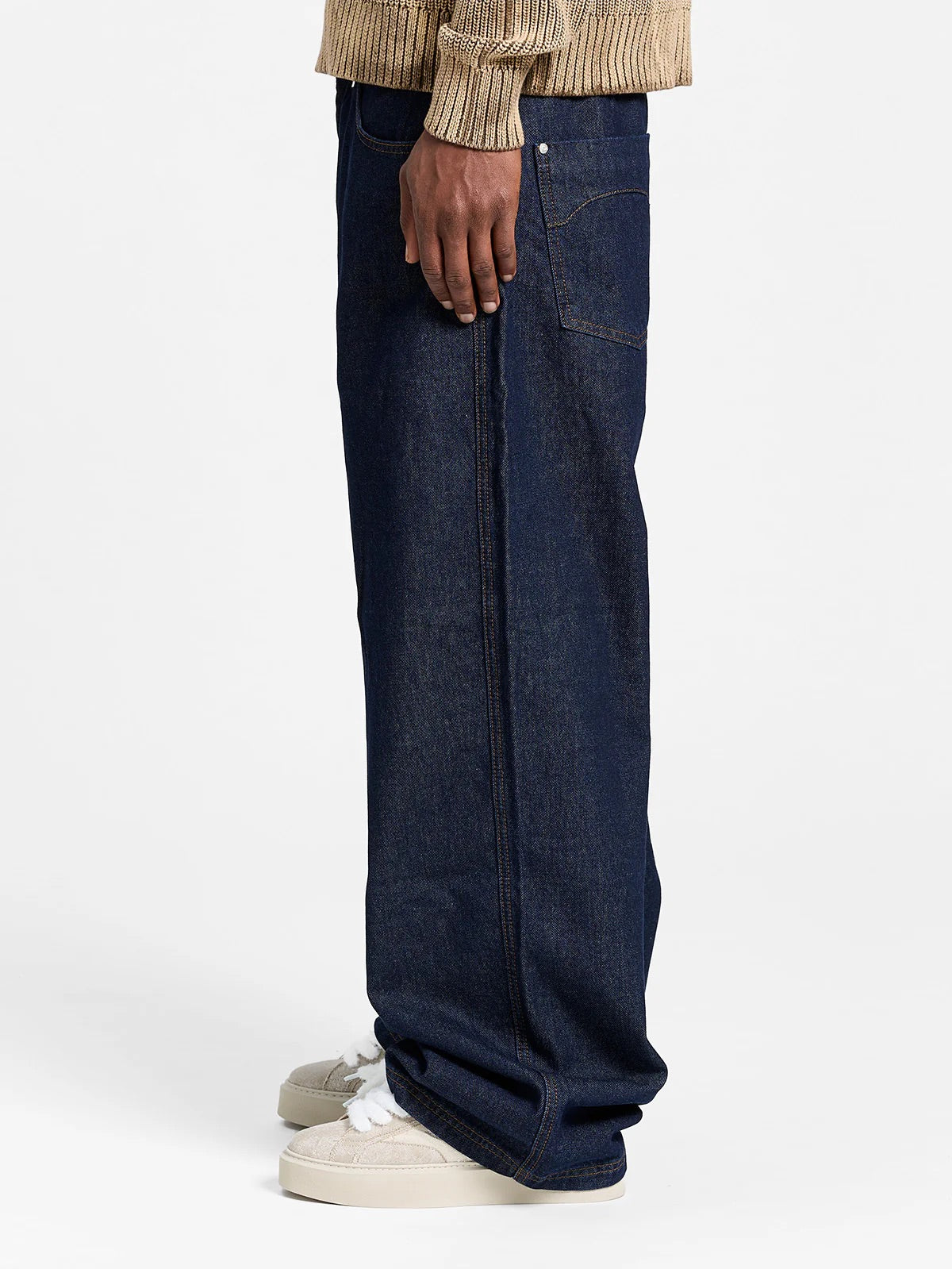 ESSENTIAL RAW DENIM