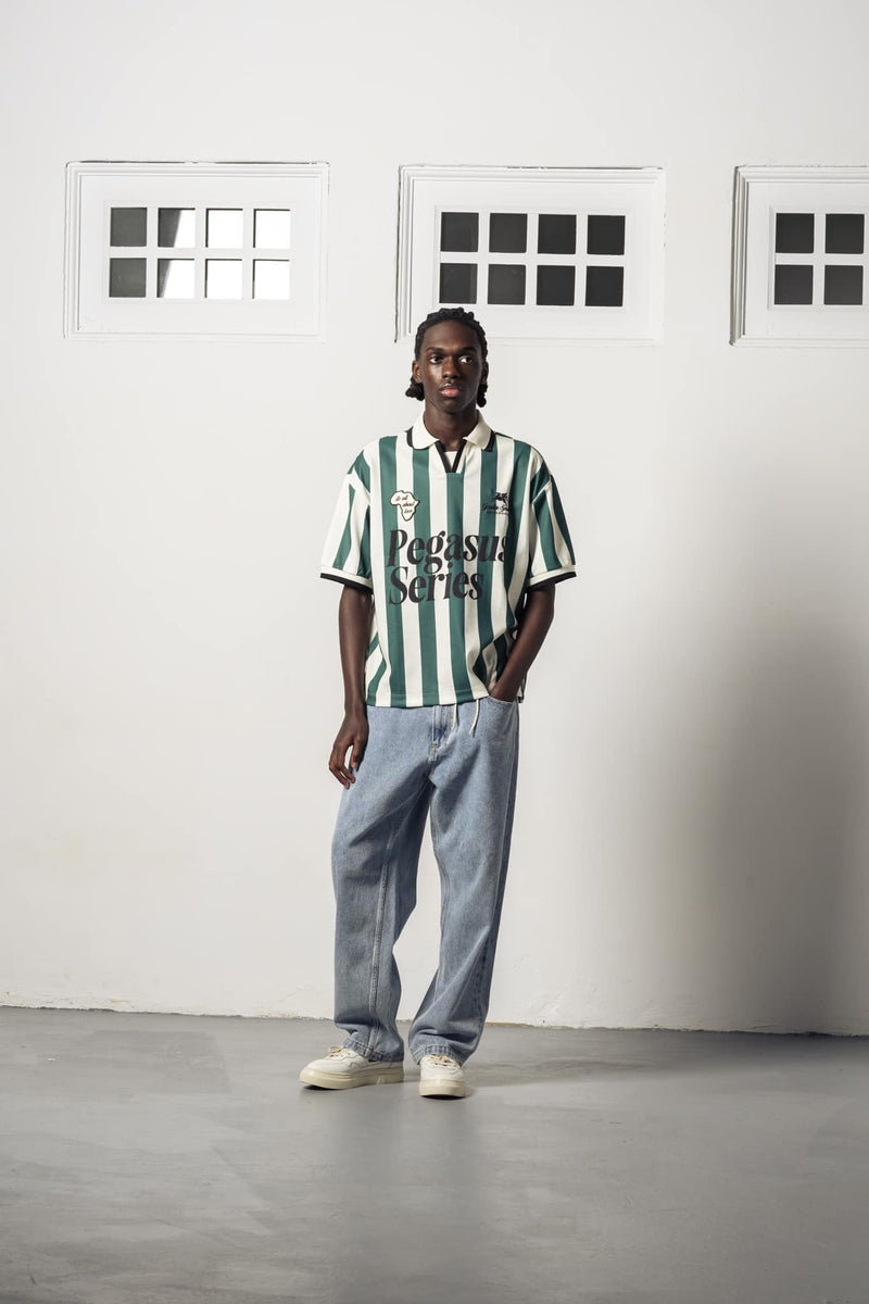 Goodies Sportive ABOUT LOVE FOOTBALL TEE – Frontansicht