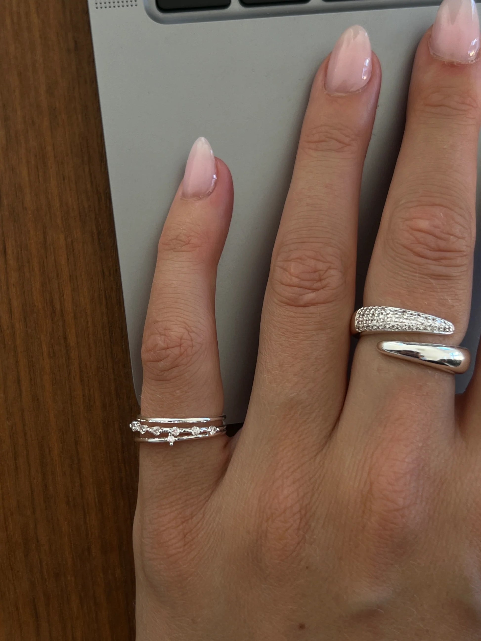 Muli Collection Solo Zirconia Stacker Ring Silber – Detailansicht