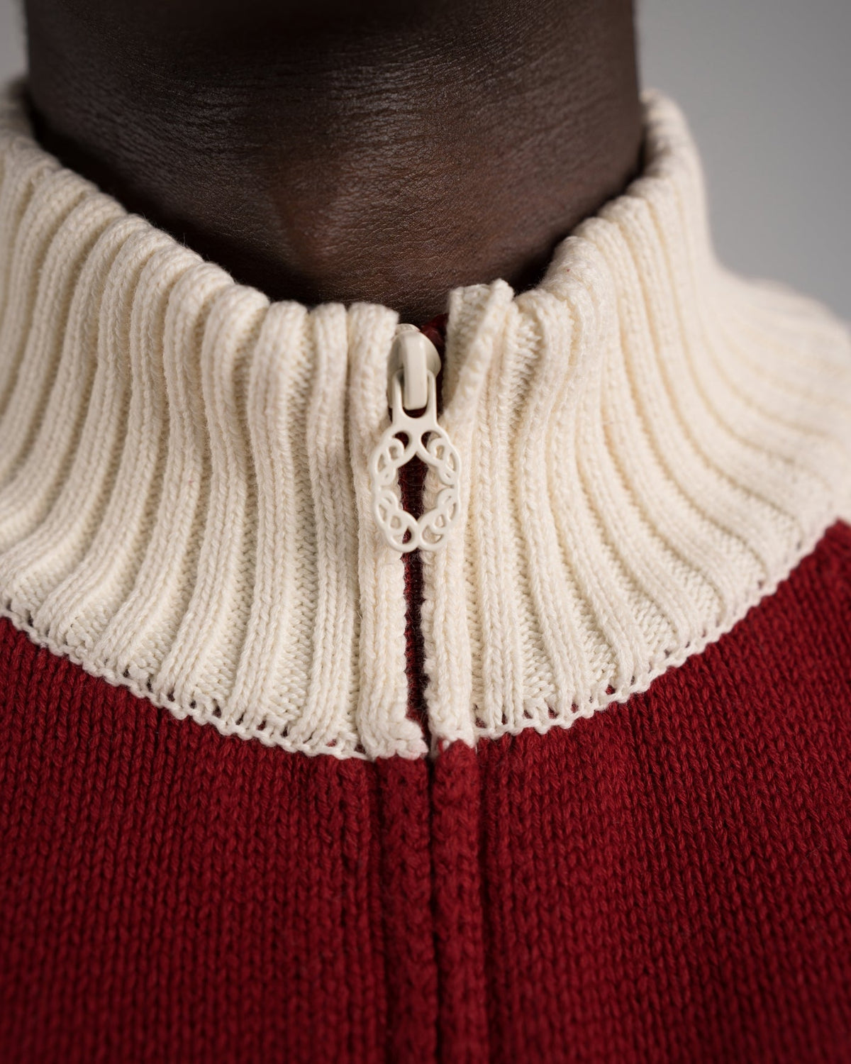 Prohibited Swiss Alps Knit Jacket Red – Bild 5