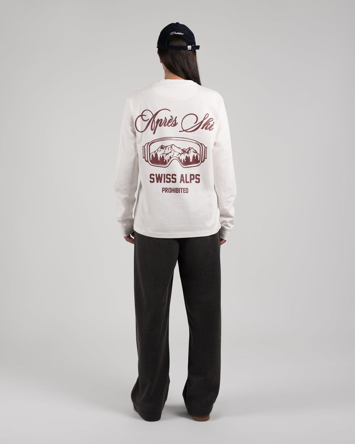 Prohibited Après Ski Longsleeve Off-White – Rückseite freigestellt