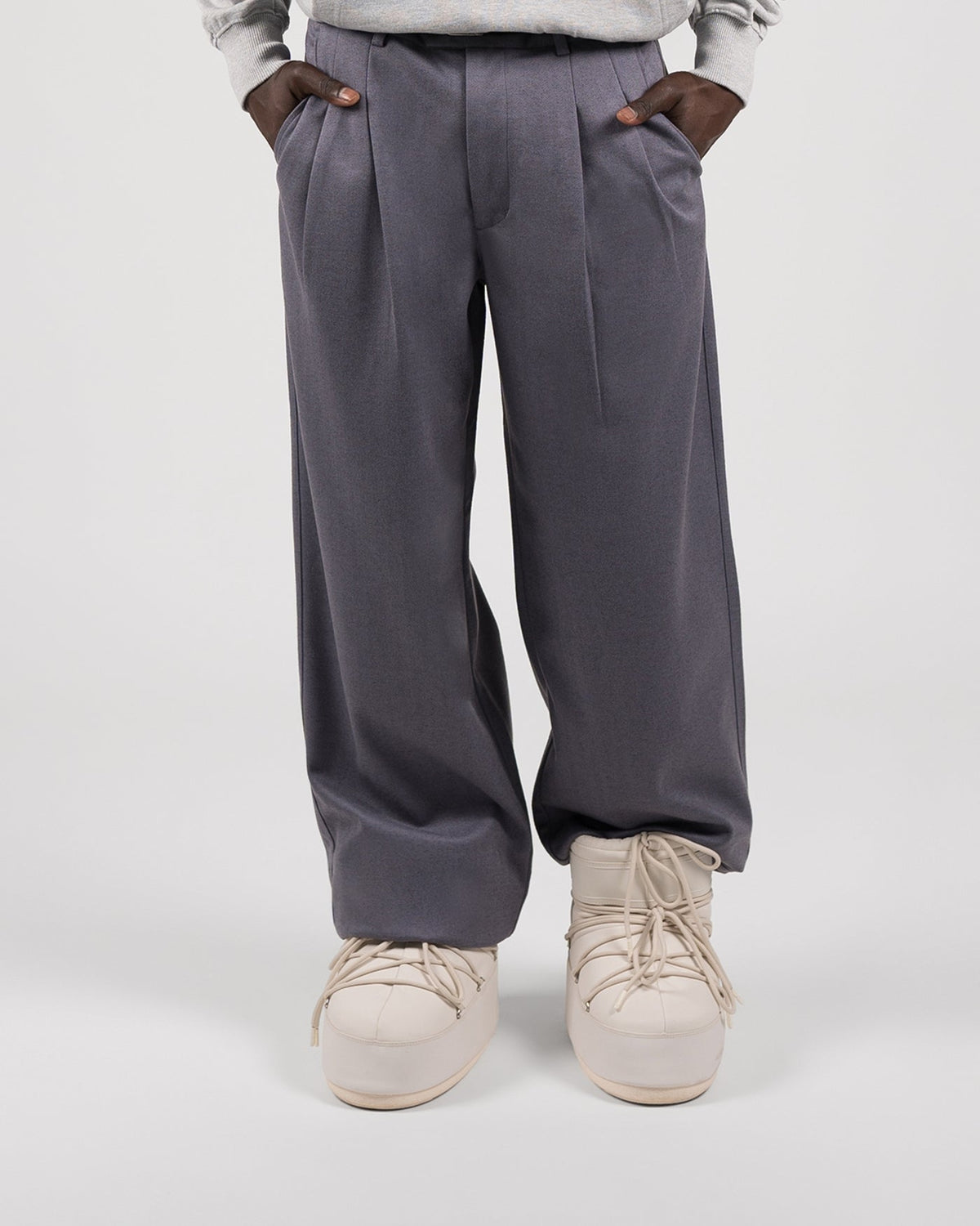 Powder Pleated Pants Lavender