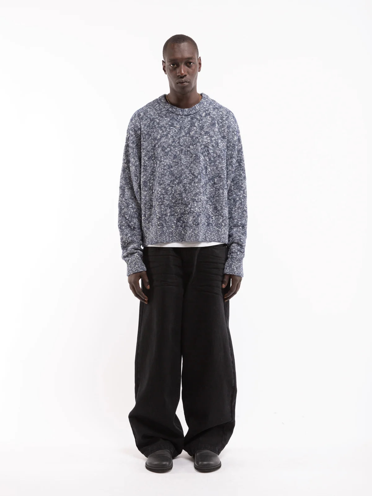 ARTISAN KNIT SWEATER - NAVY