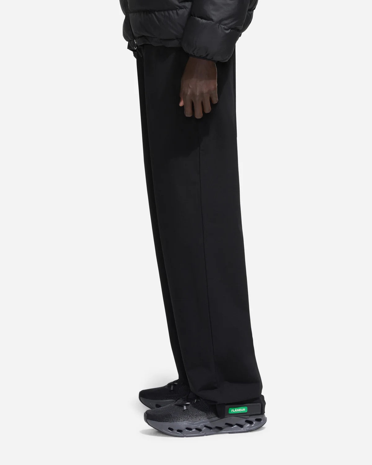 Flaneur Badge Formal Tech Pants – Rückansicht