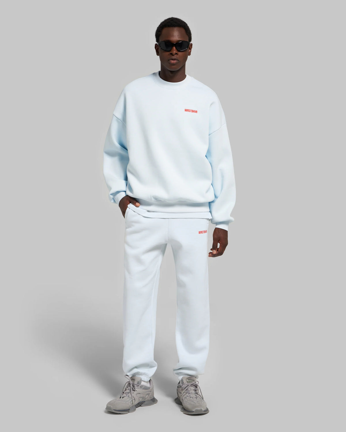 Neni V3 Sweater Man