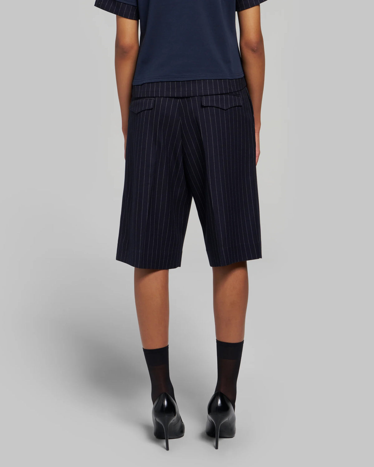 Dorian V2 Shorts Woman
