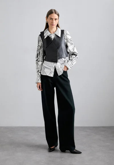 GOYA LOOSE CUT JEANS 032C