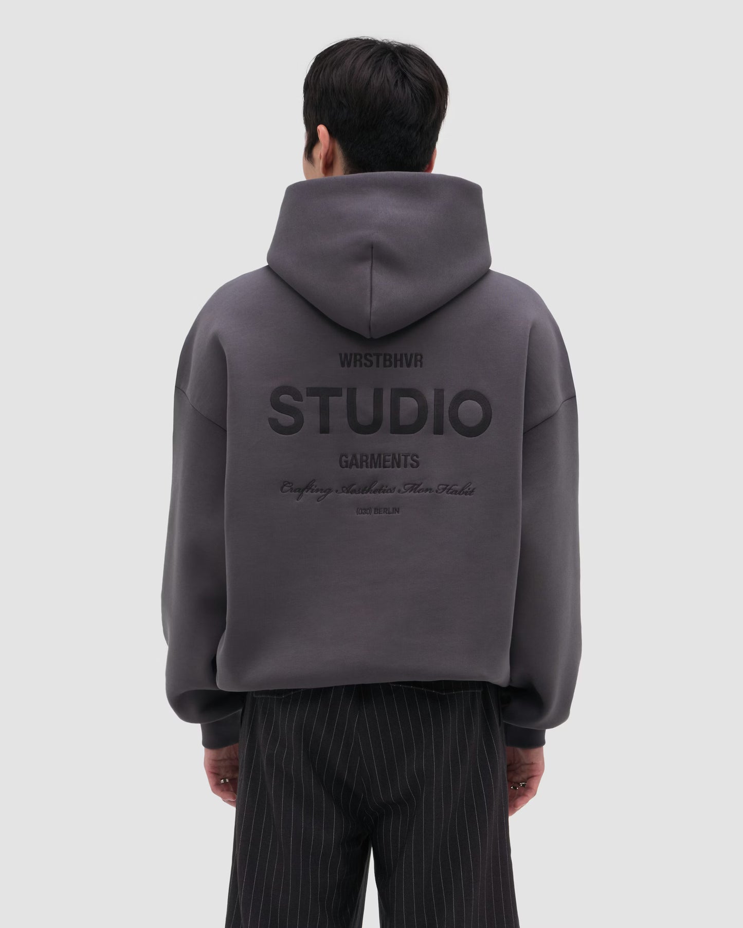 WRSTBHVR Garm V5 Hoodie – Seitenansicht